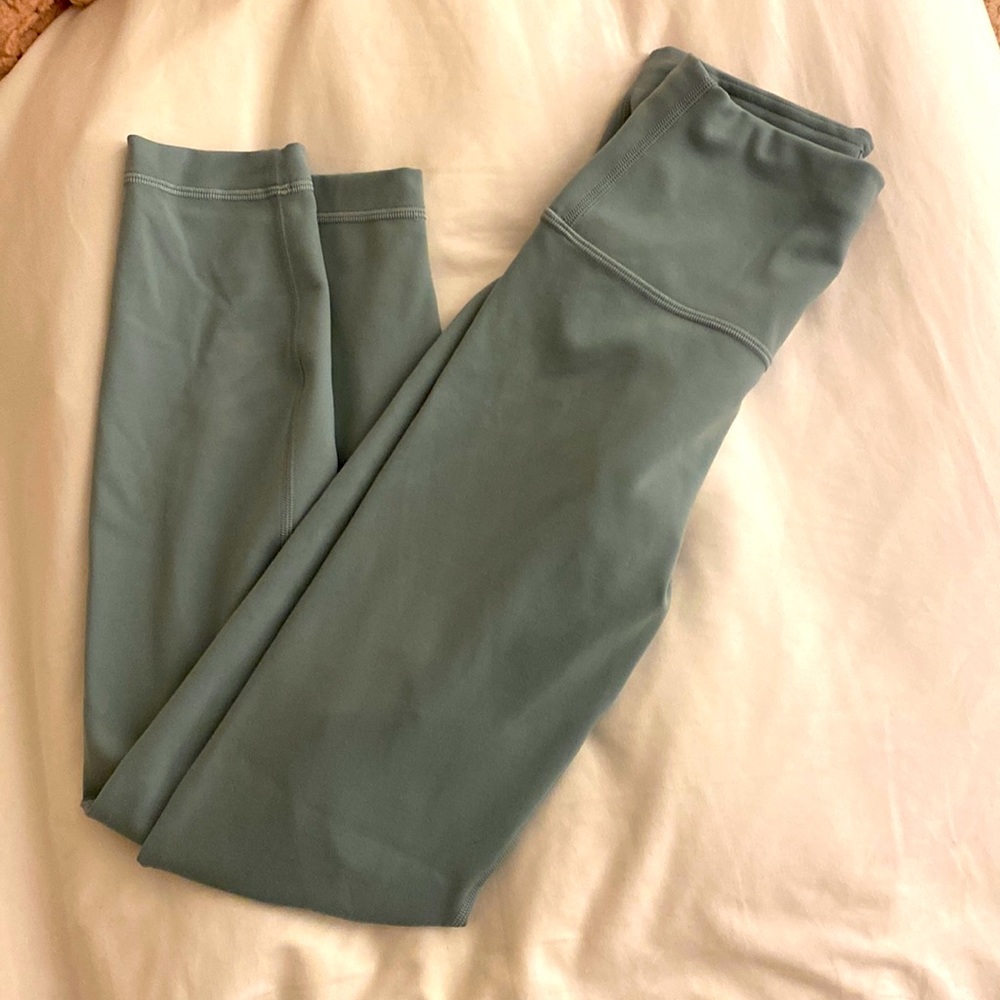Lululemon wunder train leggings size 4